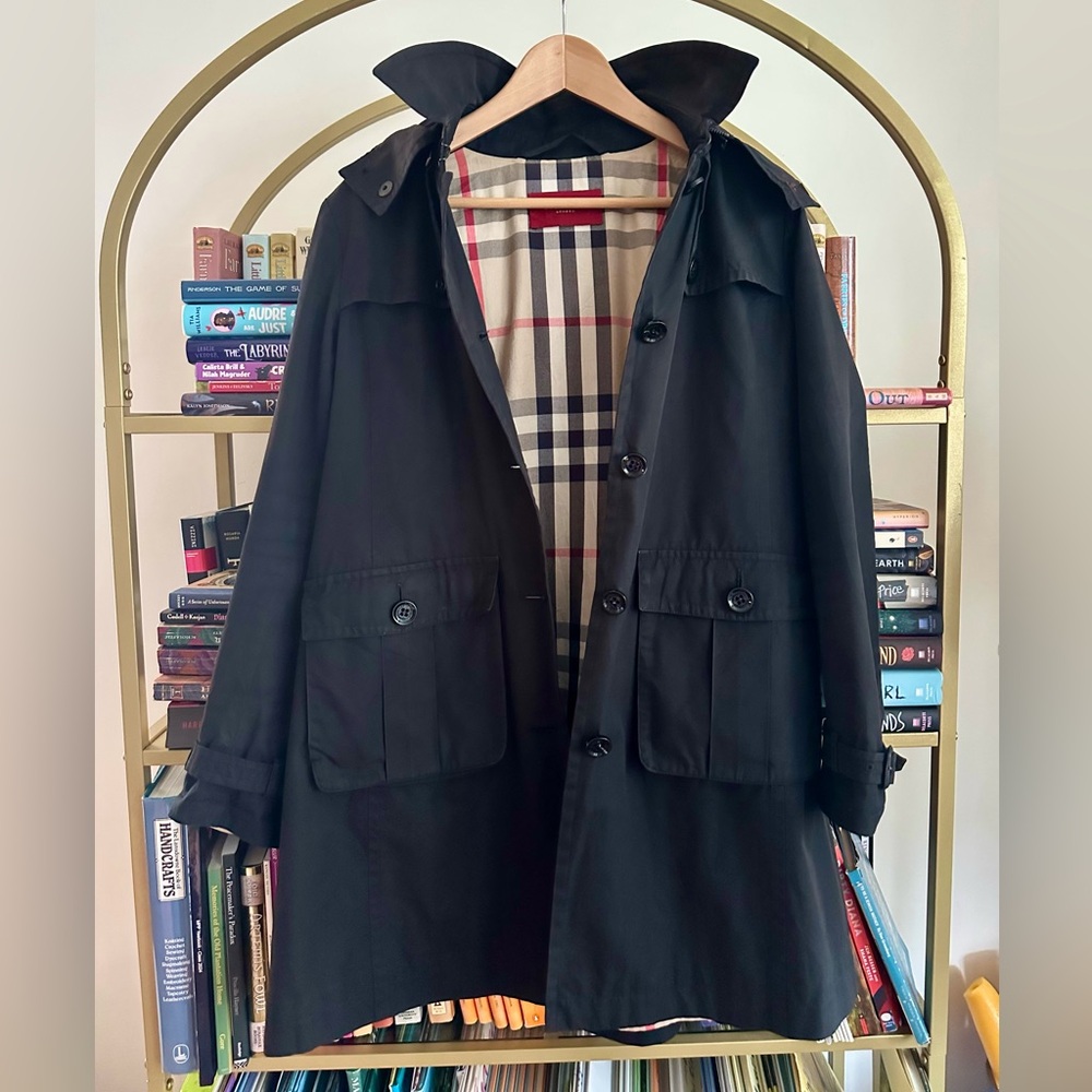 Burberry Black Trench Coat 🧥🇬🇧